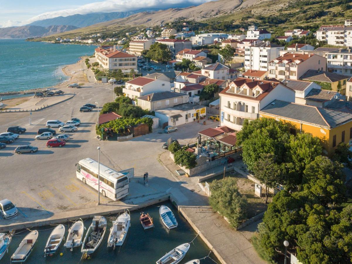 Apartmani "Jadran" باغ المظهر الخارجي الصورة
